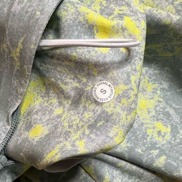 Lululemon Pool Short 7" Washed Marble Alpine White Electric Lemon Multi (flaw) S - Picture 7 of 12